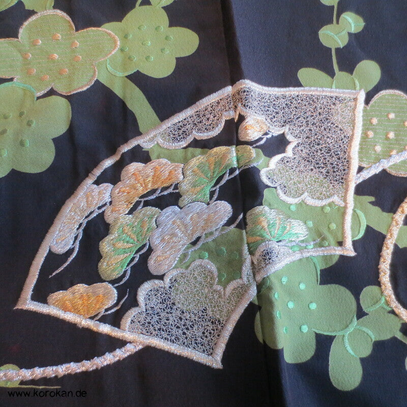 Homongi Seidencrepe Kimono gestickter Fasan im Fächer