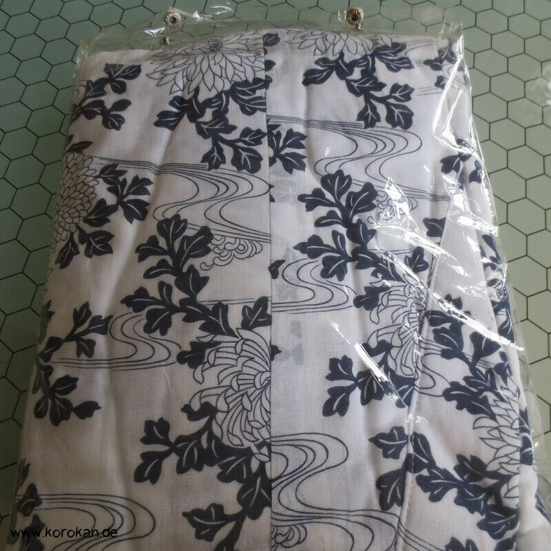 Wellen und Chrysanthemen Nemaki - Schlaf Kimono