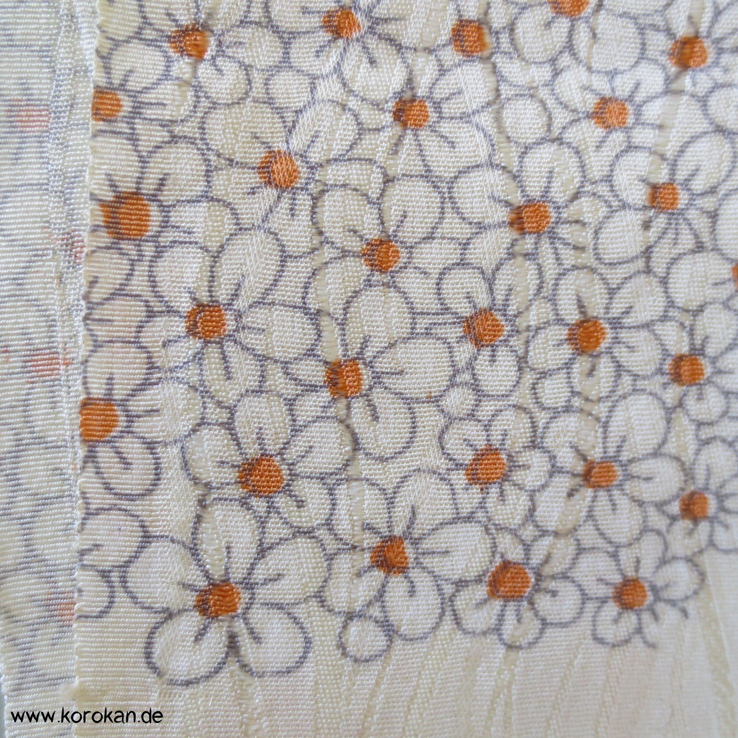 mille fleur Seidendamast Kimono Stoffrolle