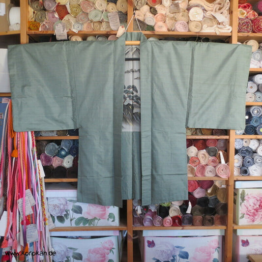 Männer Haori Kimono Jacke jadegrüne Tsumugi Seide, Pinien vor Fuji San