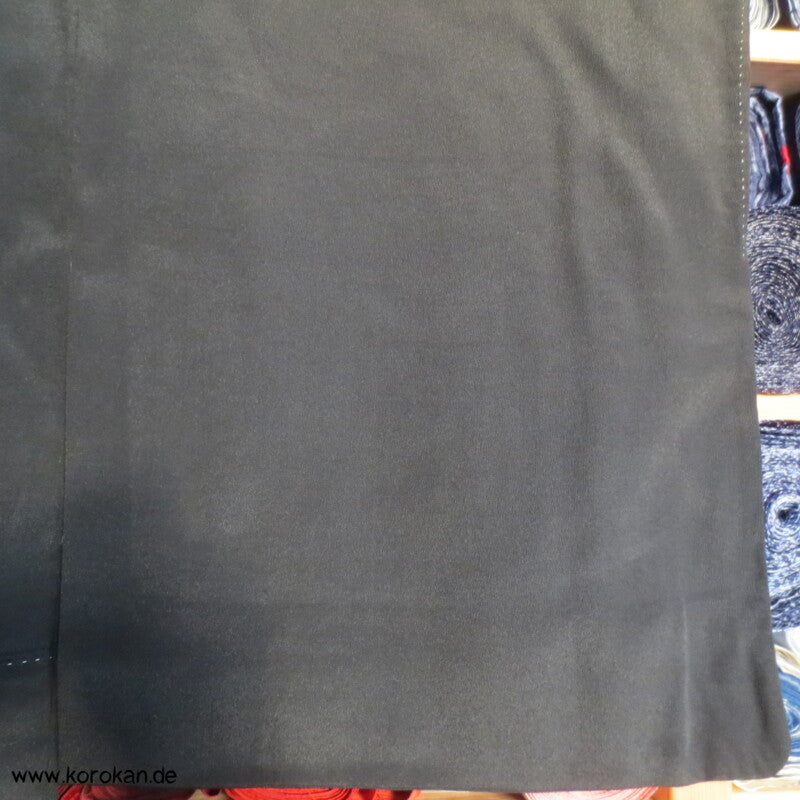 Tsunami Wellen und Kiefern, bestickter Tomesode Kimono