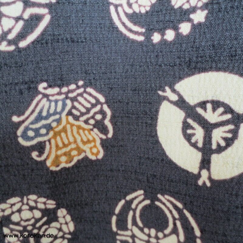 schmaler Rock aus Kimono Wolle Seide Tsumugi mit lauter Mon
