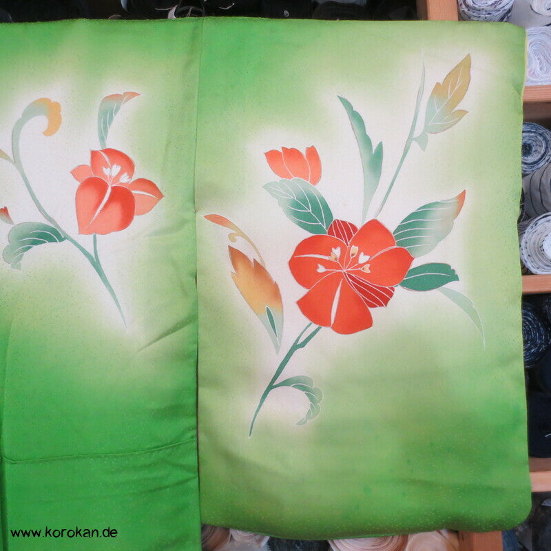 moderne Blumen grüne Seide Homongi Kimono