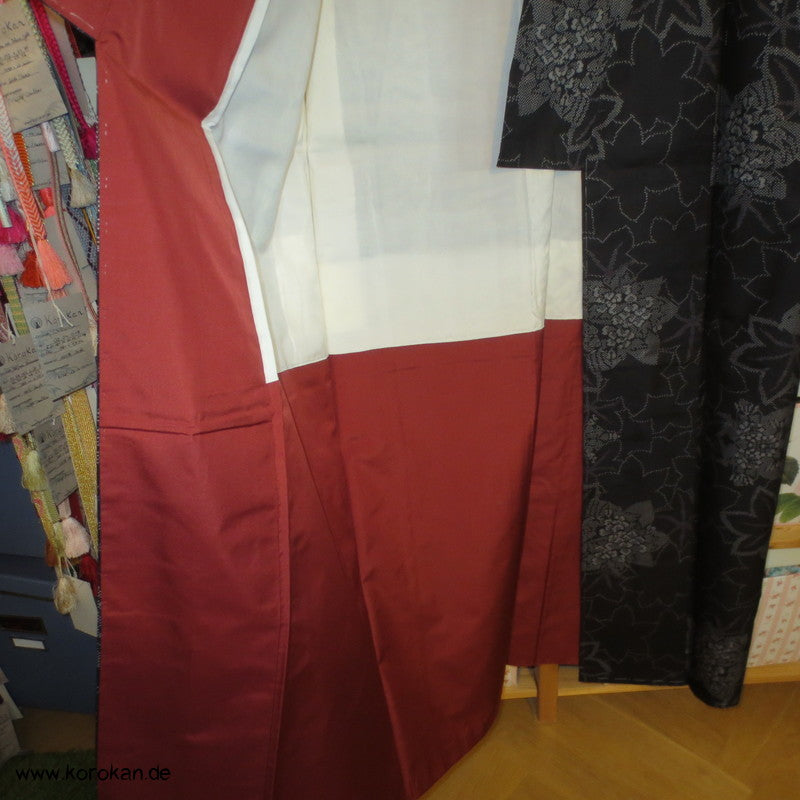 Ahornblätter Kasuri Tsumugi Seiden Kimono