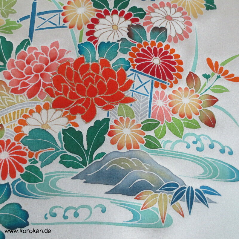 Blumen gemalt auf heller Seide Tanmono für Homongi