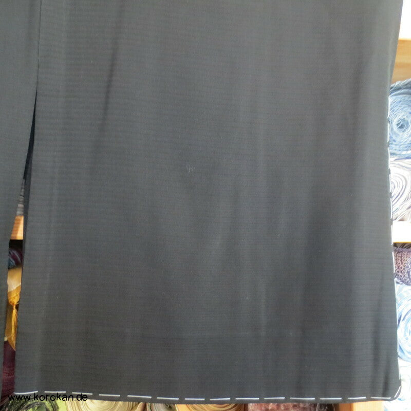 Mofuku 5 Mon formeller Kimono aus Rho gewebter Seide