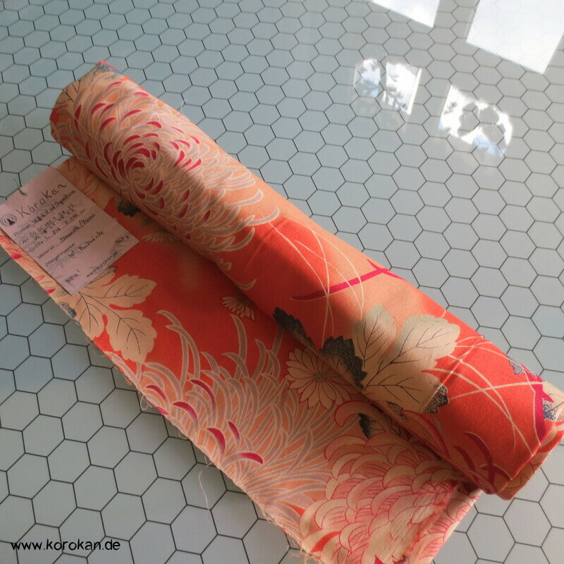 Rangiku Crazy Chrysantheme Baumwollstoff - dreifache Breite