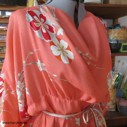 Japan Kimono Seiden Upcycling Kleid, Blütenzweige Crepe, Gr. XL