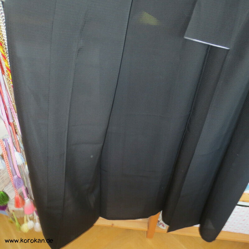 Mofuku 5 Mon formeller Kimono aus Rho gewebter Seide