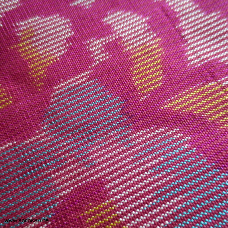 Art Deco Blüten und Sayagata Kasuri Meisen Seiden Hitoe Kimono