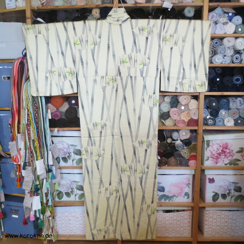 Bambus auf Seidensatinstreifen Komon Kimono