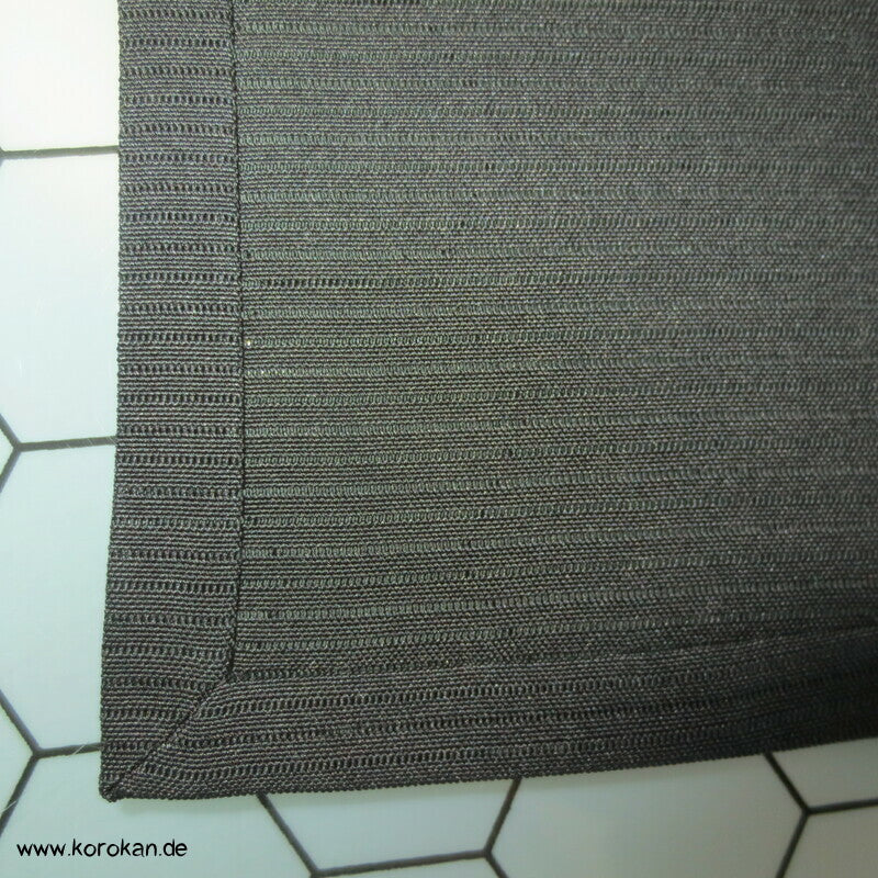 Mofuku 5 Mon formeller Kimono aus Rho gewebter Seide