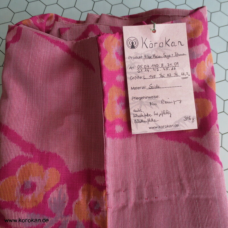 Art Deco Blüten und Sayagata Kasuri Meisen Seiden Hitoe Kimono