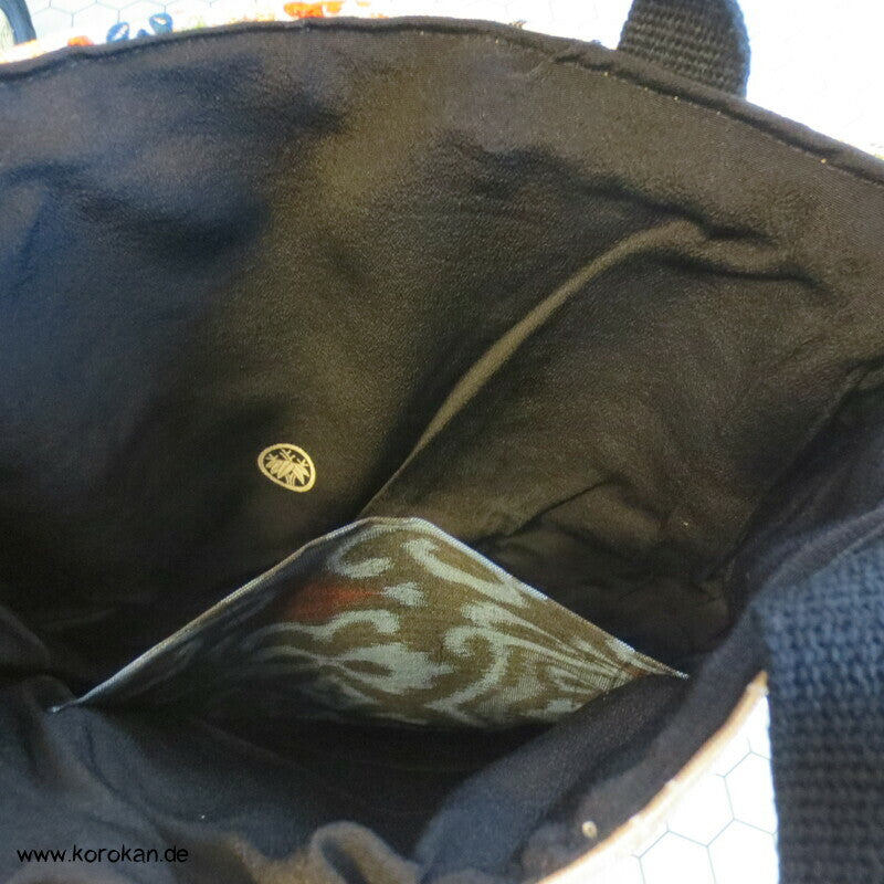 japanische Upcycling Tasche aus Kimono Obi Brokat, gefüttert mit Seide