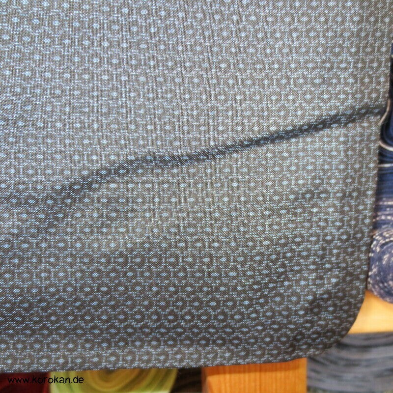 blauer Kikko Oshima Tsumugi Seiden Komon Kimono