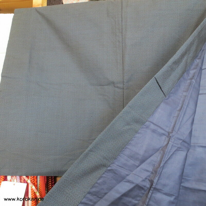 blauer Kikko Oshima Tsumugi Seiden Komon Kimono