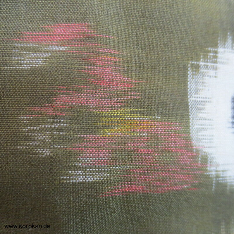 Japan Art Deco Chrysanthemen auf oliv Meisen Seiden Kimono