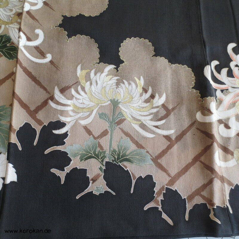 Crazy Chrysanthemen antiker Tomesode Kimono