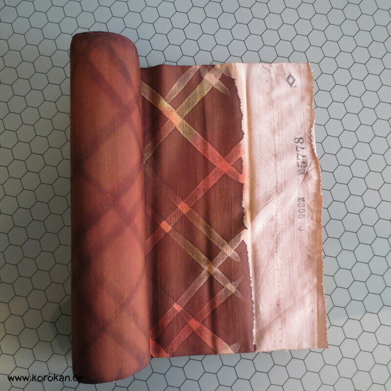 gemaltes diagonal Karo Tsumugi Kimono Seide