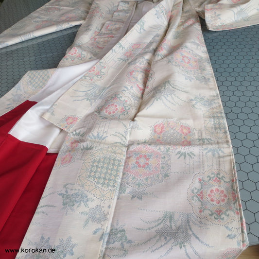 Iris, Spiegel, Bambus Kasuri Tsumugi Seiden Kimono, Japan