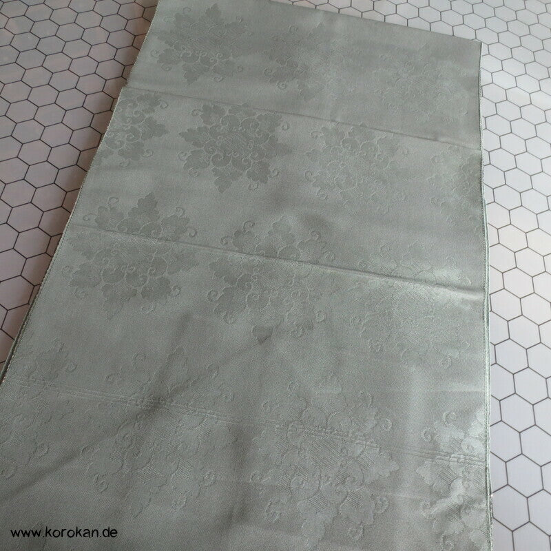 Ornamente in dunkeljade, feiner leichter Nagoya Obi