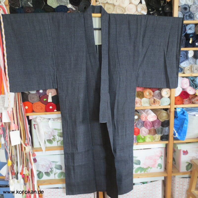 fein karierte Kasuri Tsumugi Seide Hitoe Kimono, wie neu