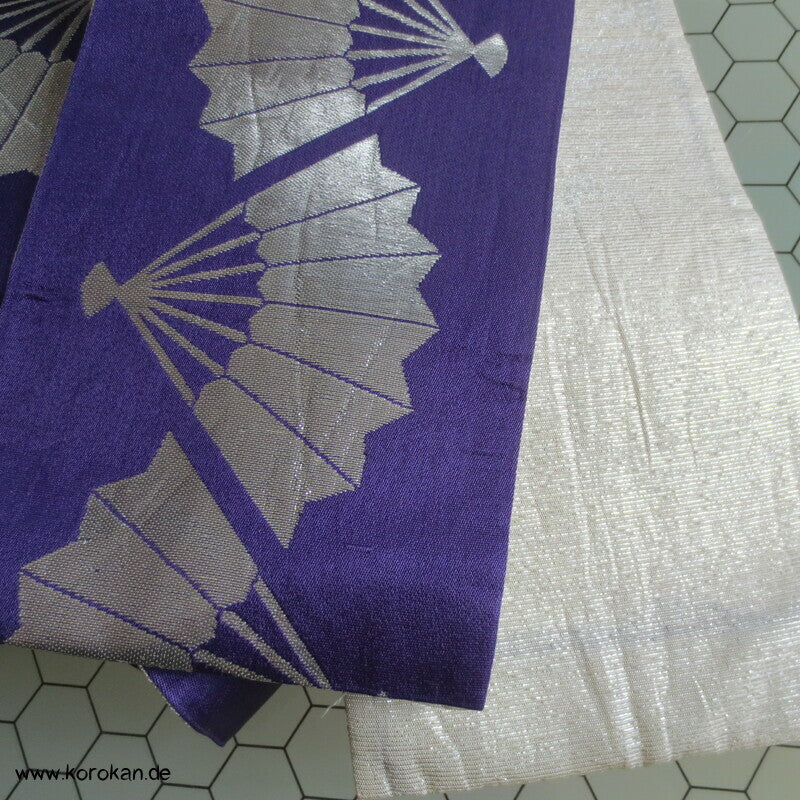 silberne Fächer in violett Hanhaba Obi zum Tanzen