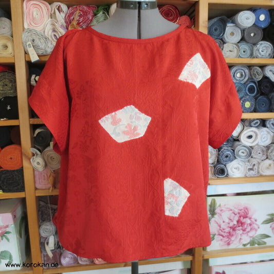 einfaches T Shirt aus Seiden Jacquard mit Shibori Kiribame Mustern