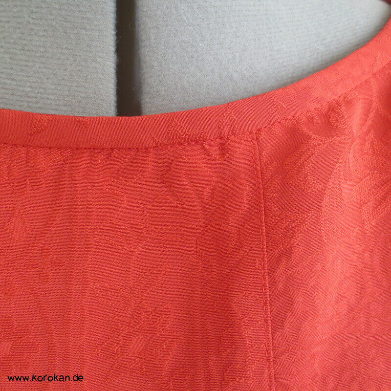 einfaches T Shirt aus Seiden Jacquard mit Shibori Kiribame Mustern