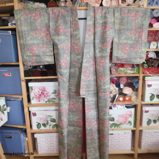 Bäume Kasuri Tsumugi Seiden Kimono