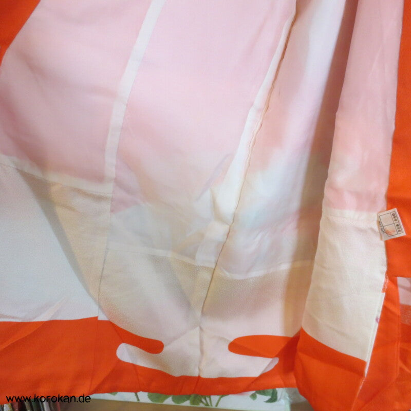 kleine Mädchen Furisode - Prachtkimono, Mandarinenten, Goldstickerei