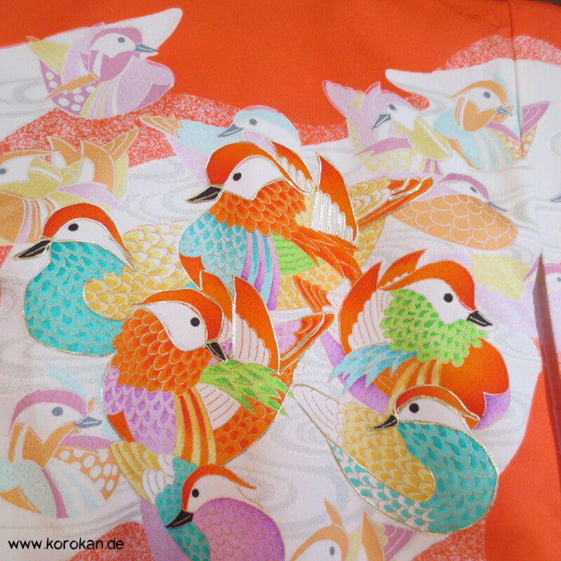 kleine Mädchen Furisode - Prachtkimono, Mandarinenten, Goldstickerei