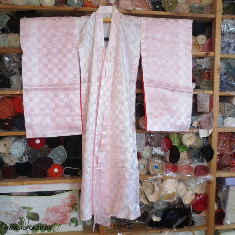 kleine Mädchen Furisode - Prachtkimono, Mandarinenten, Goldstickerei