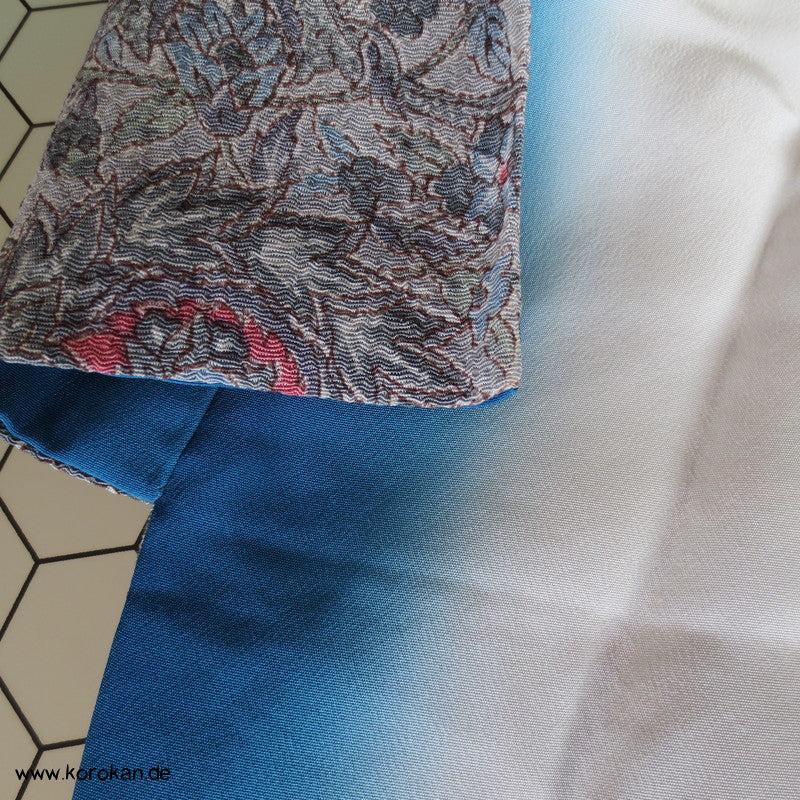 blaugraues Granatapfelmuster Chirimen Seiden Crepe Komon Kimono