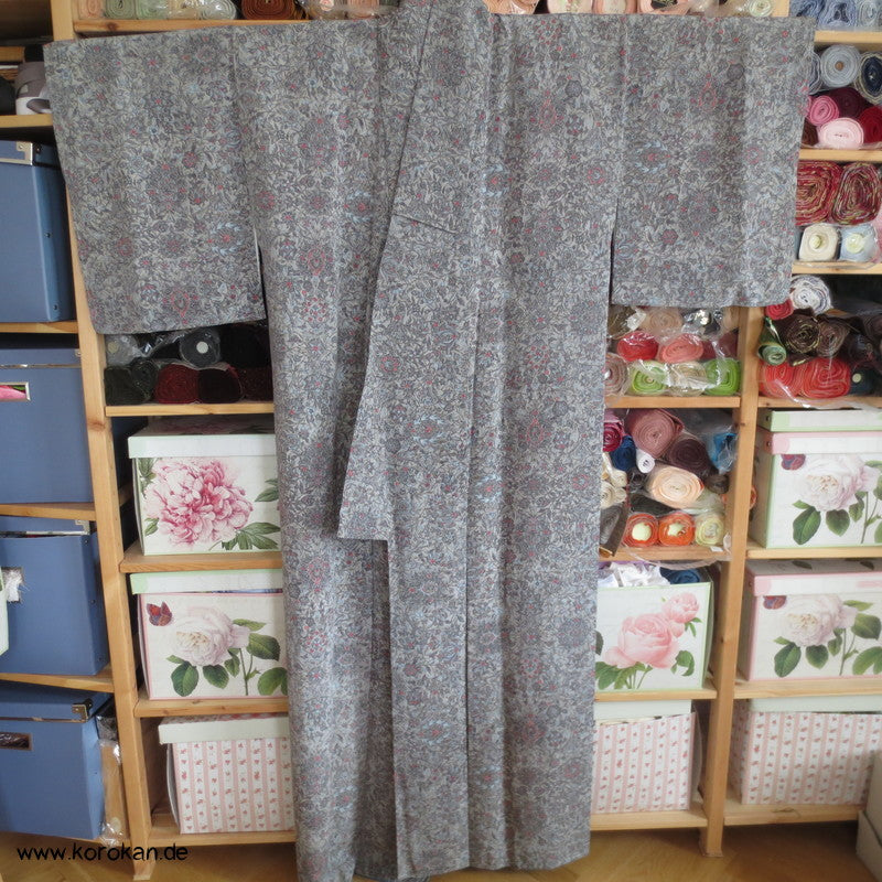 blaugraues Granatapfelmuster Chirimen Seiden Crepe Komon Kimono