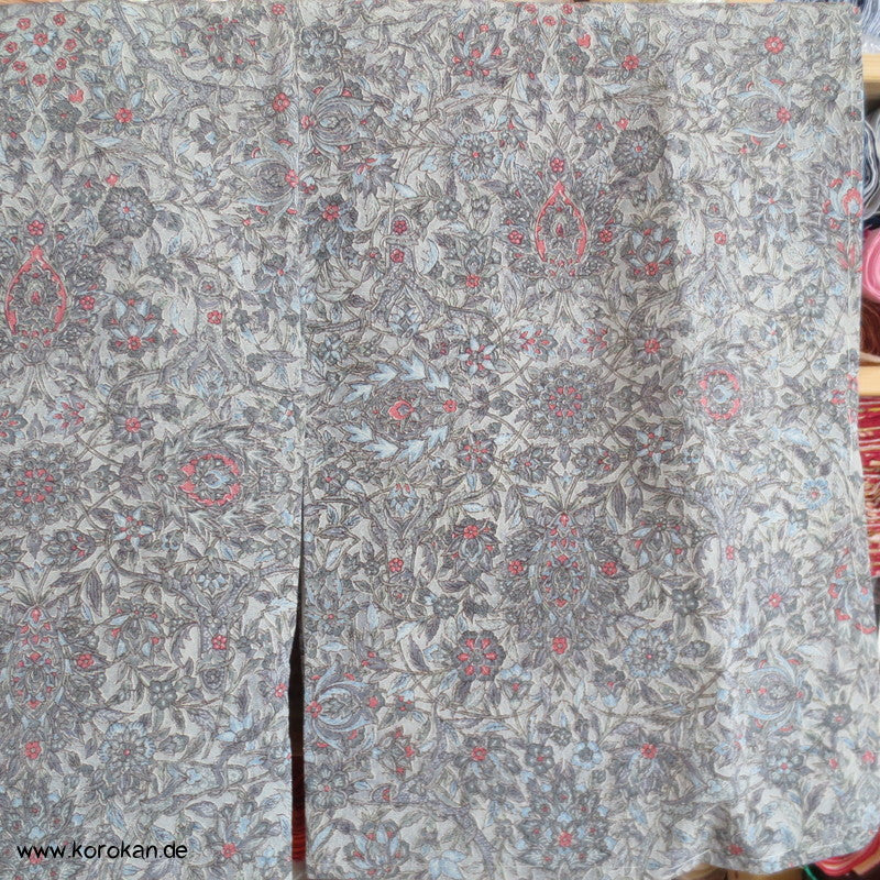 blaugraues Granatapfelmuster Chirimen Seiden Crepe Komon Kimono
