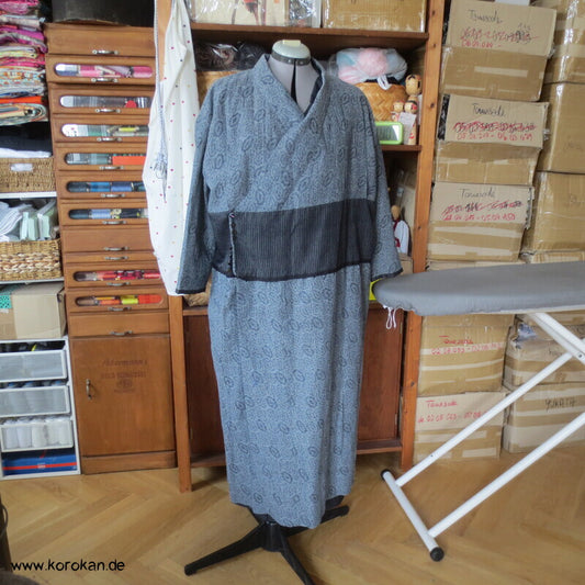 Kimono Kleid aus Seide / Hanf / Ramie Kasuri Tsumugi