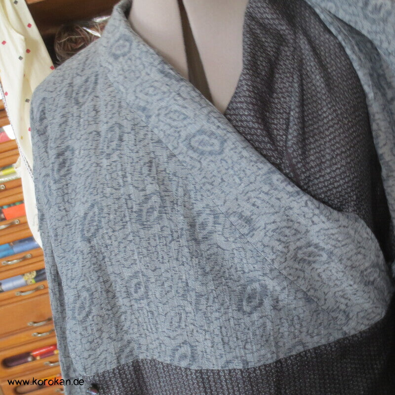 Kimono Kleid aus Seide / Hanf / Ramie Kasuri Tsumugi