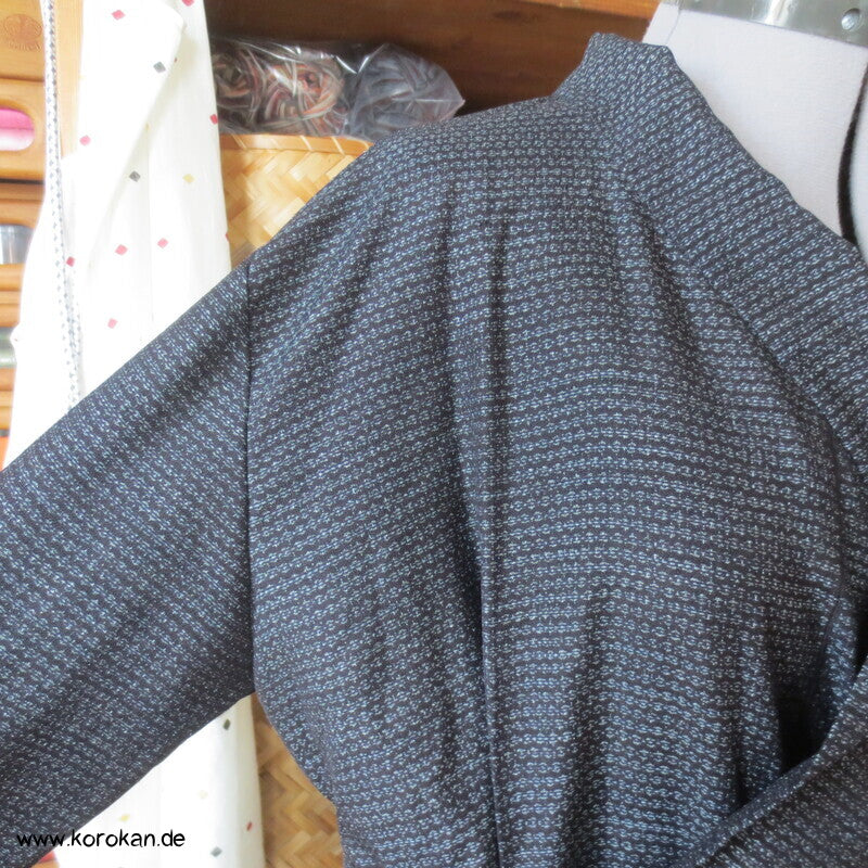 Kimono Kleid aus Seide / Hanf / Ramie Kasuri Tsumugi