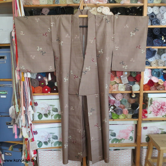 Tripod Meisen Seiden Komon Kimono