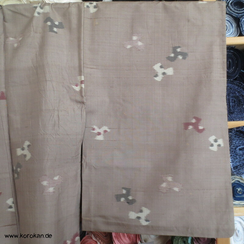 Tripod Meisen Seiden Komon Kimono