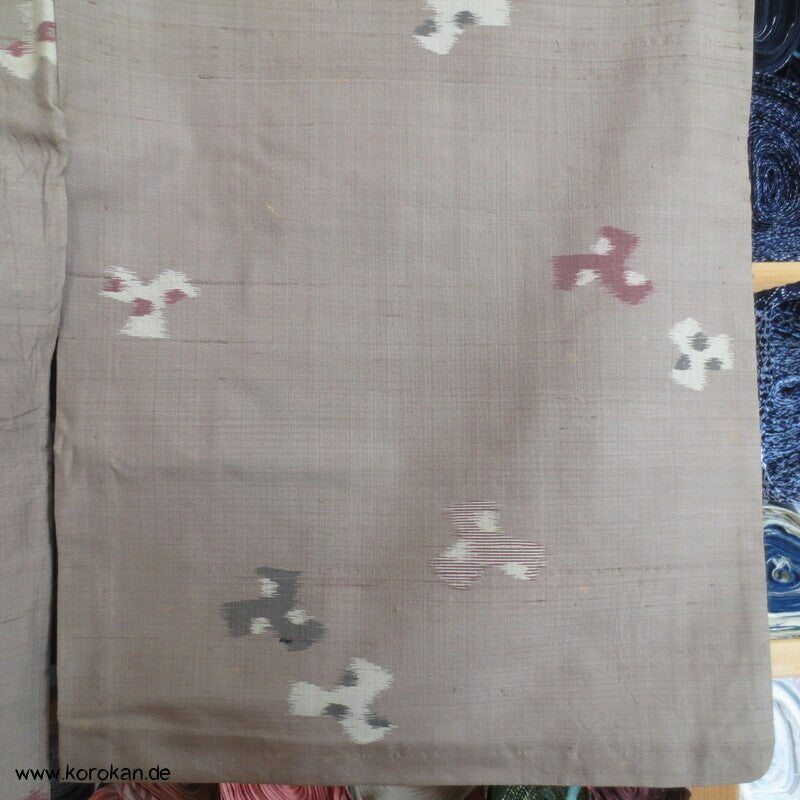 Tripod Meisen Seiden Komon Kimono