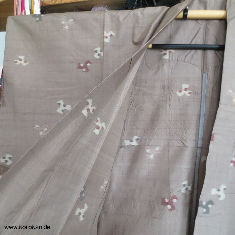 Tripod Meisen Seiden Komon Kimono