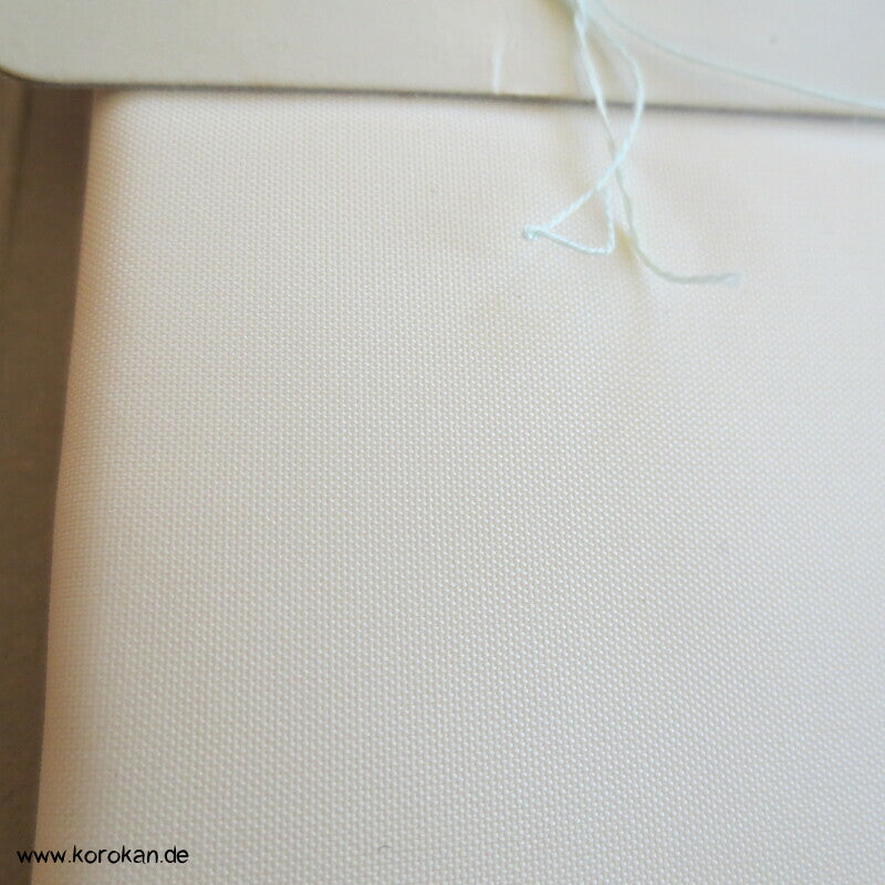 originalverpackter feiner weißer Futterstoff für Kimono