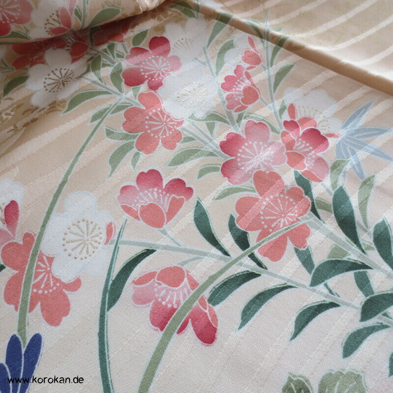 Golddruckmuster auf diagonalen Streifen Seidendamast Furisode Kimono
