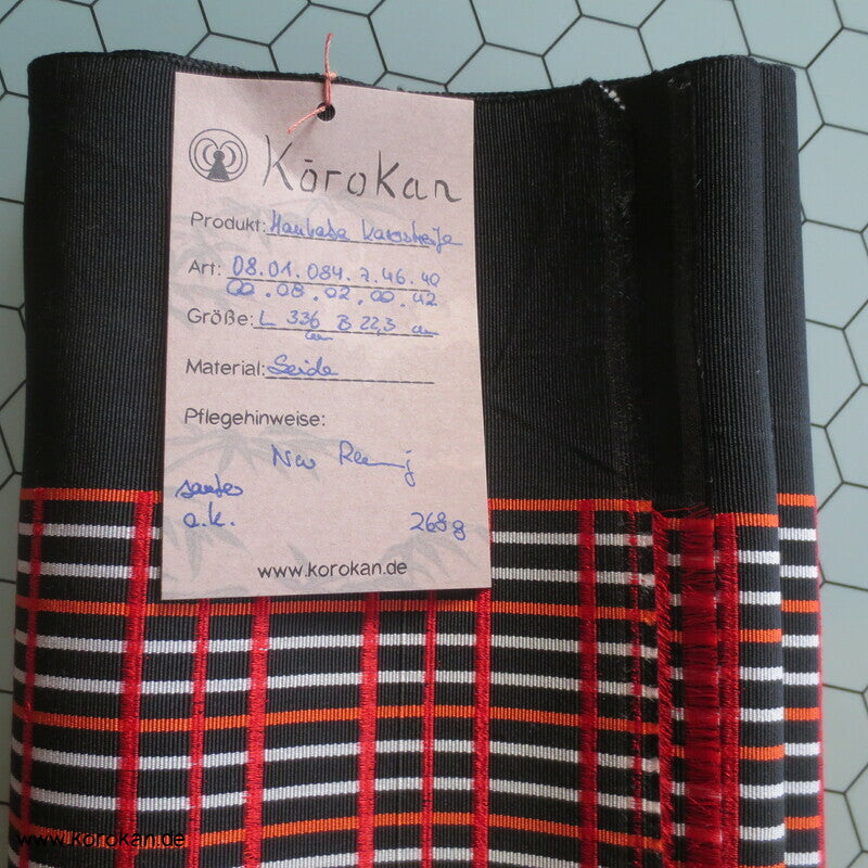 rotes Karo auf schwarz Seiden Hanhaba Obi