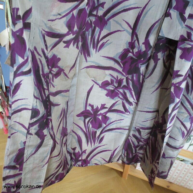lila Irismuster Hitoe ungefütterter Kimono japanische Meisen Seide