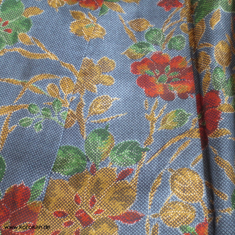 Blumendruckarabesken Komon Seiden Honan Kimono
