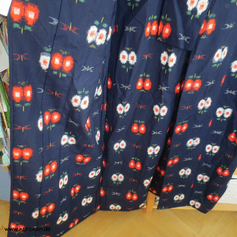 Hitoe Kasuri Woll Kimono, abstrakte Blüten auf blau