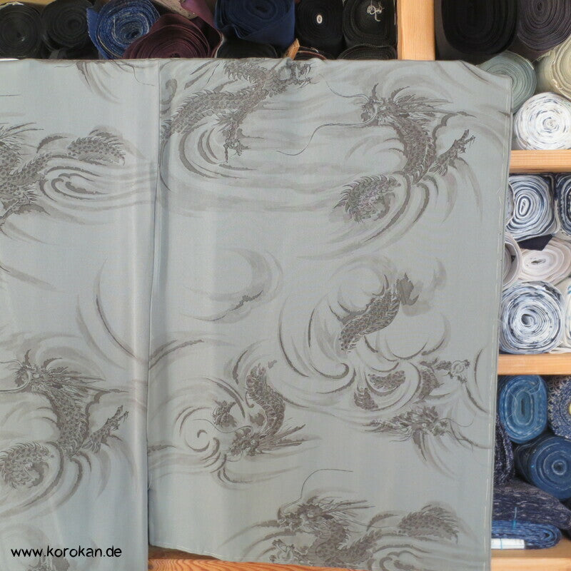 graue Drachen Seide, Juban Kimono